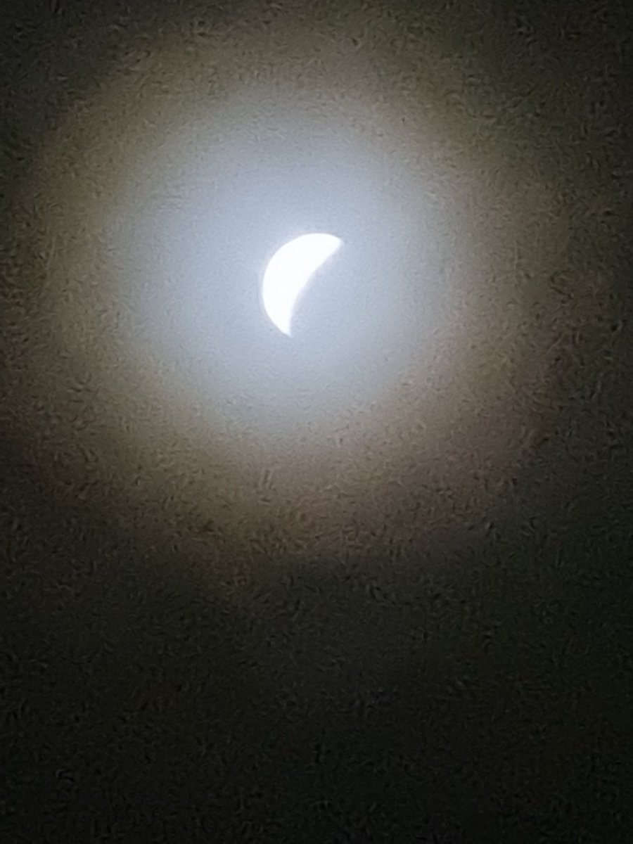 tefh03's tweet photo. #eclipseTN https://t.co/Sn6UrPoaew