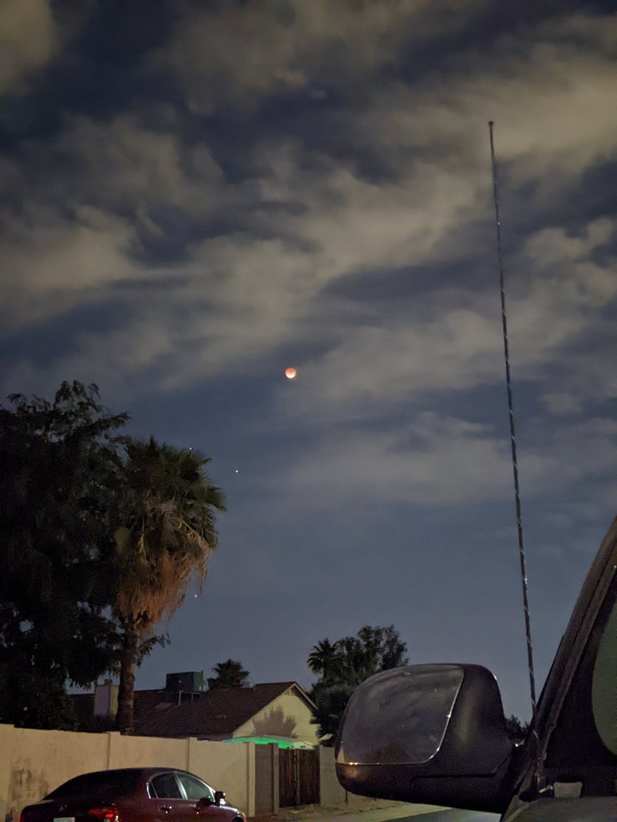PhysicsRMHS's tweet photo. Lunar eclipse sighting! https://t.co/H1tl2NRgtN