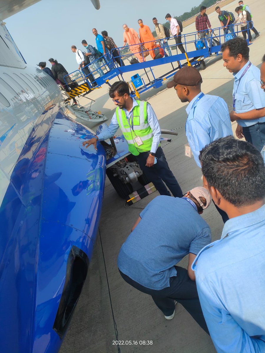 aaiRanchiApt's tweet photo. An aircraft familiarization training in coordination with @IndiGo6E was conducted for ARFF personnels at @aaiRanchiApt
This is for imparting our emergency #ServiceWithSafety and equipping our Fire Crew with in depth knowledge of Aircrafts.
@AAI_Official
@aairhqer https://t.co/FpoOf891so