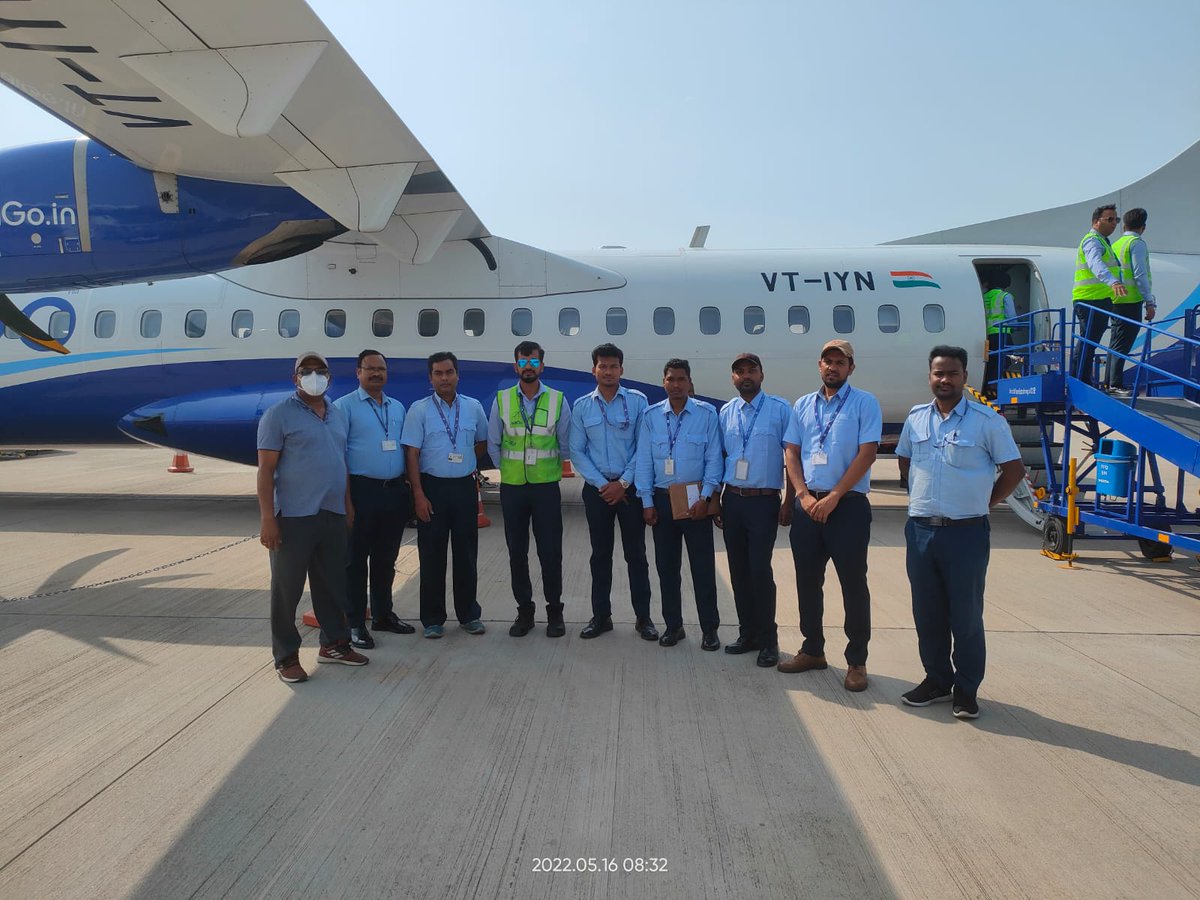 aaiRanchiApt's tweet photo. An aircraft familiarization training in coordination with @IndiGo6E was conducted for ARFF personnels at @aaiRanchiApt
This is for imparting our emergency #ServiceWithSafety and equipping our Fire Crew with in depth knowledge of Aircrafts.
@AAI_Official
@aairhqer https://t.co/FpoOf891so