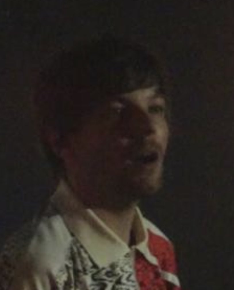 gonerhabit's tweet photo. louis reaction             louis reaction
    san siro                      kmm chile https://t.co/vXio1LvqwM