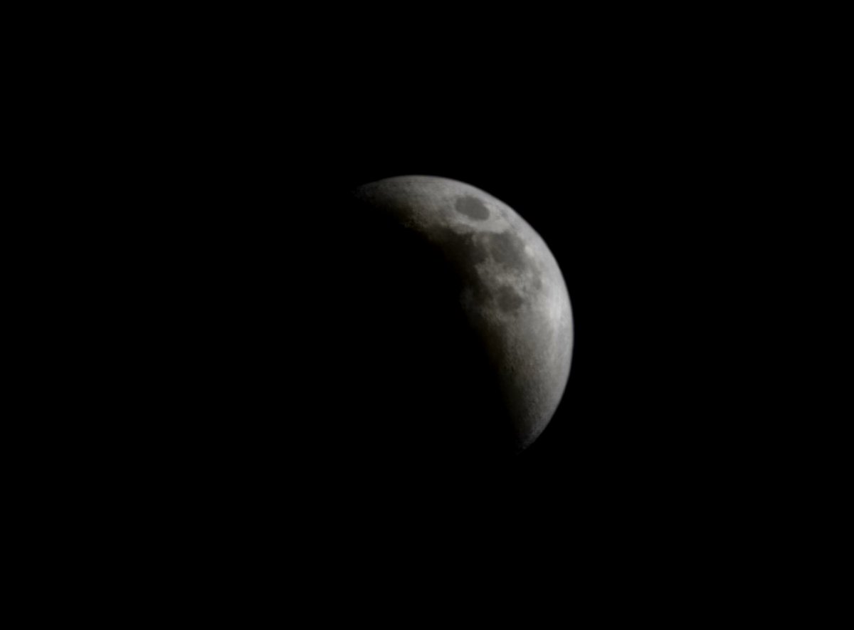 themadlou's tweet photo. Lunar Eclipse ❤️

#lunareclipse2022 https://t.co/DS1PoIbNad