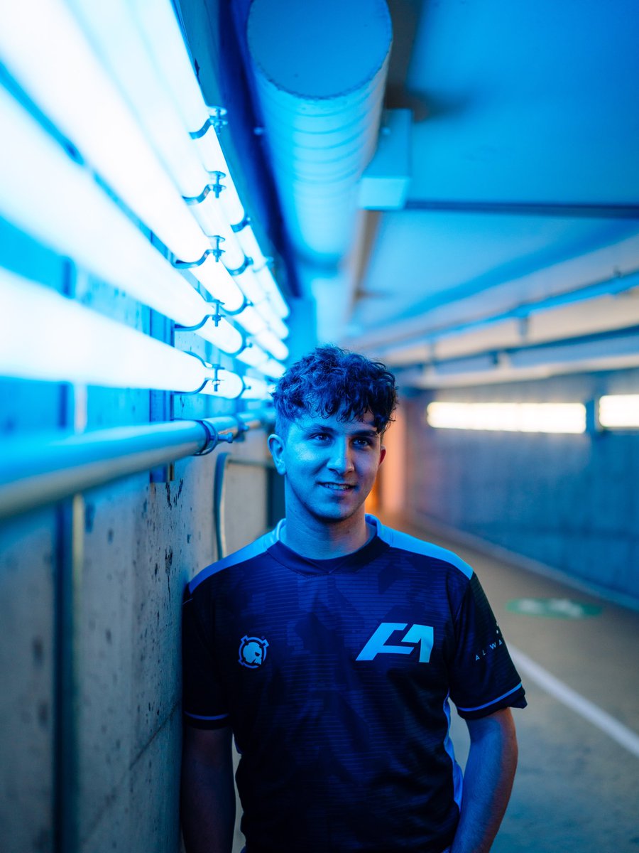 xSafGFX's tweet photo. Insane weeknd overall. Got to meet amazing players and friends. Had a lot of fun. Thanks to @Alpha1GG for everything they did. Had a great time with my teamates, amazing vibes cant be mad at our performance 💙💙 https://t.co/v8fBvsE2fj