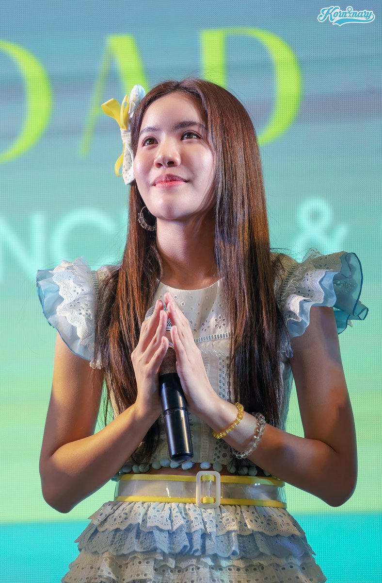 Korninary's tweet photo. วันนี้ประกาศผลสลากกินแบ่ง
ขอให้ถูก ขอให้รวย
————————
🥓 ติดตามคุณวฑูได้ที่
FB: Korn BNK48
IG: korn.bnk48official
📍 พูดคุยกับพวกเราได้ที่
LINE SQUARE: Korninary's Square | https://t.co/b6EmMgdyBZ
Facebook Group: Korn BNK48 Thailand Fanclub
————————
#KornBNK48 #BNK48 #Korninary https://t.co/sCkdJGK7vf