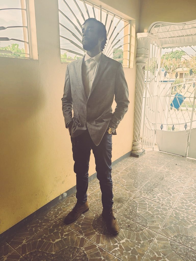 GenahKank's tweet photo. Mom: "DAPPER YOUTH!!!"
Humbled Nd Highly Favored

#TaurusSeason #Earthstrong #blessed https://t.co/jd3TA33P94