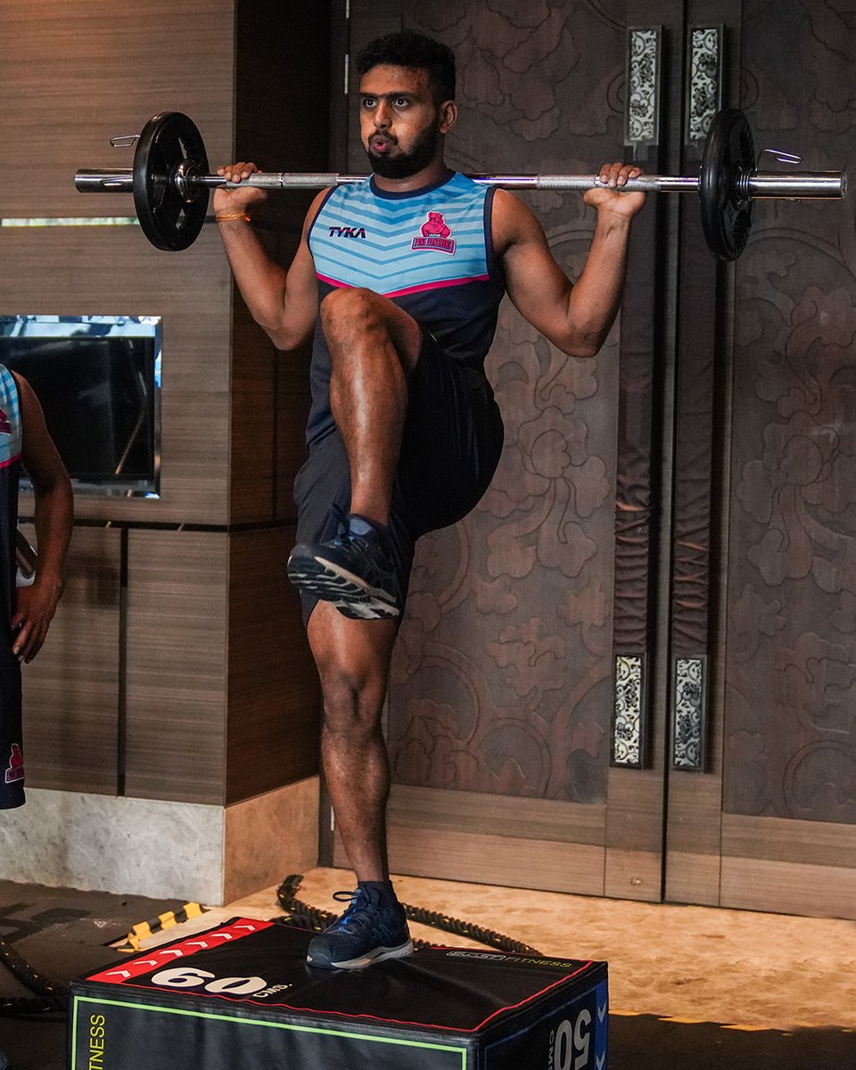 JaipurPanthers's tweet photo. Balance is not something you find, it’s something you create.
#PavanTR
#PantherSquad #JaiHanuman #TopCats #JaipurPinkPanthers #JPP #Jaipur #vivoProKabaddi https://t.co/PwlsUYsraa