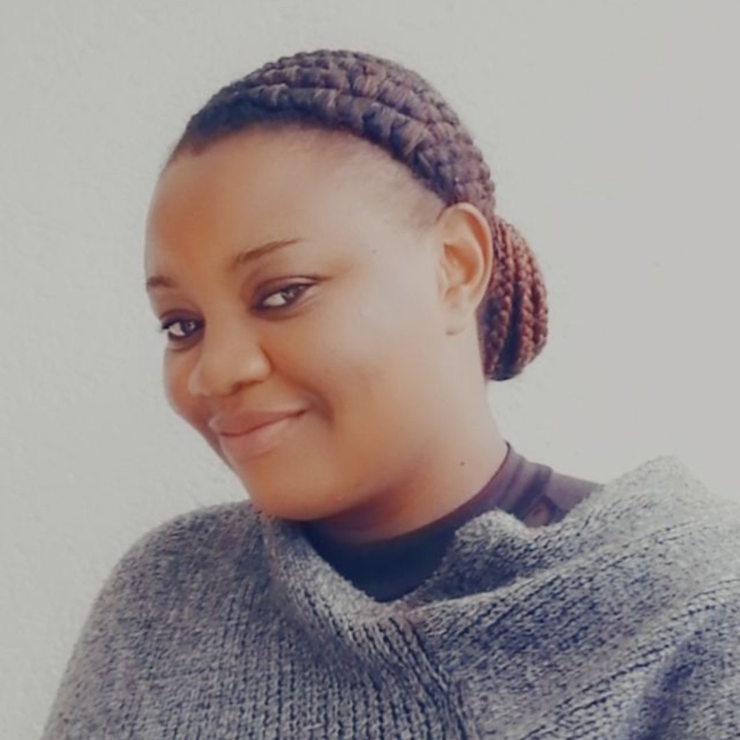 LethaboLaKate's tweet photo. #NewProfilePic https://t.co/DFjBlqNGA2