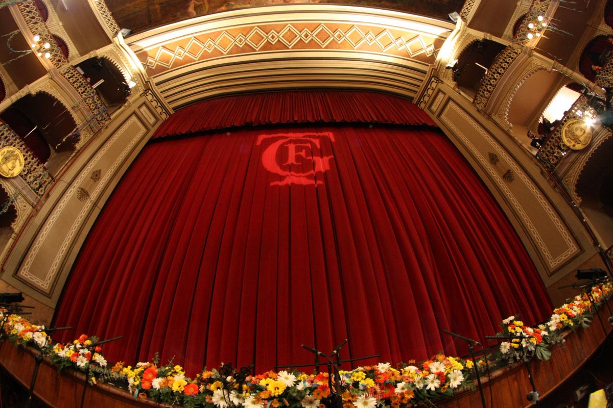 CarnavalCadizTV's tweet photo. 😬 ¿Te lo crees ya? 😍 ¡HOY comienza el #COAC2022 de adultos! Guarda este enlace en favoritos para disfrutar de todas las actuaciones ⬇️
https://t.co/IPOL6q9eIs https://t.co/cAIBQTOUfa
