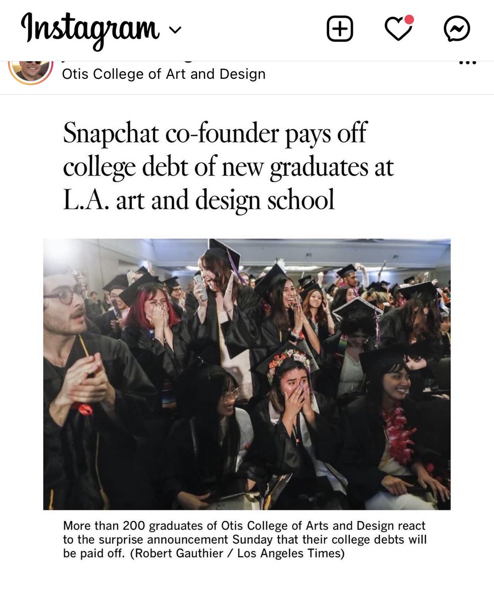 moomoogo's tweet photo. $Snap founder  @evanspiegel pays off college debt of new graduates at the art school I graduated from. @OtisCollege
Apparently he went there too. 
👀 Students react to the announcement. What a beautiful act of kindness.
👏👏👏
@wholemars 
@jasondebolt https://t.co/Gh0cIwqbje