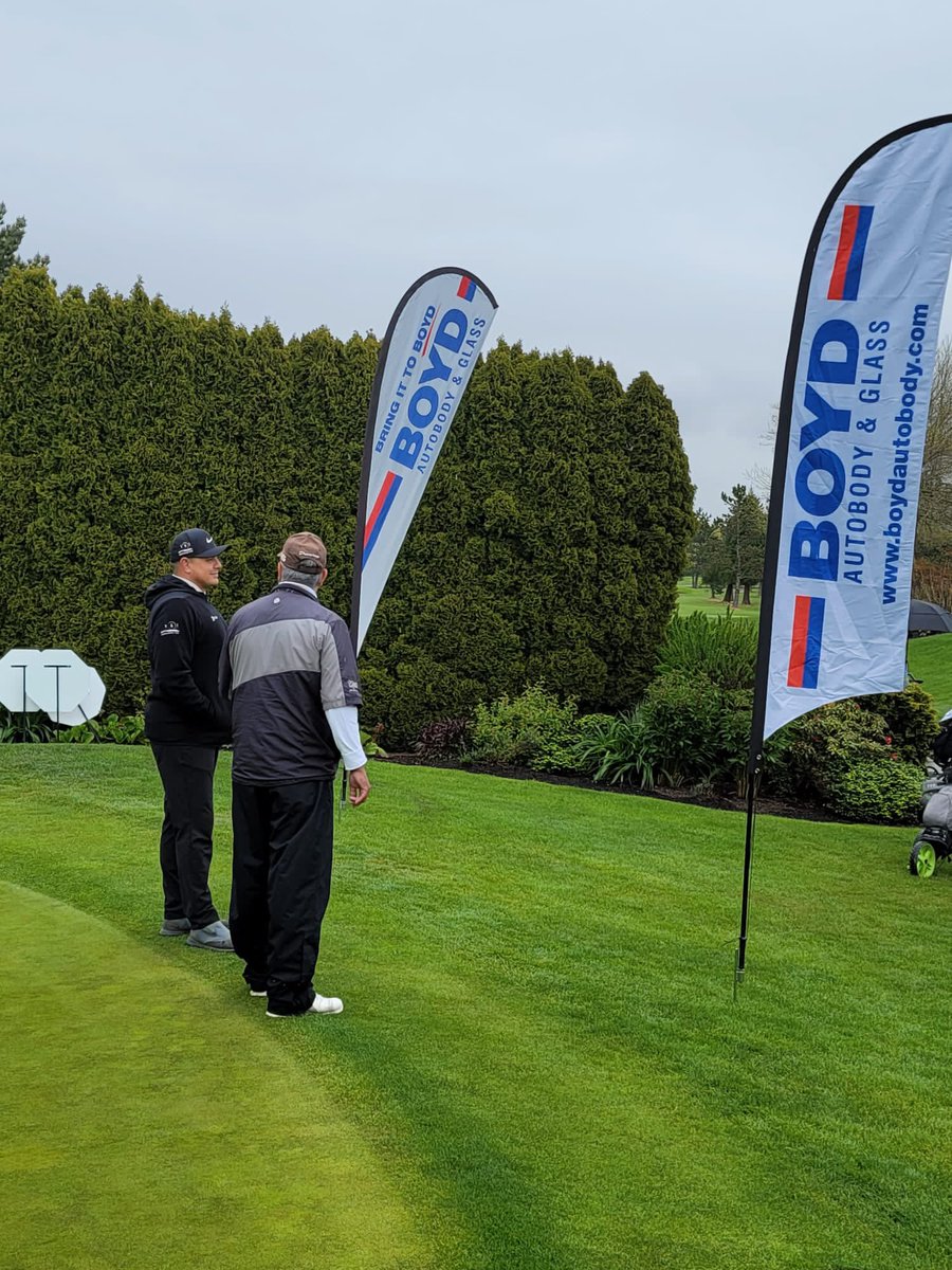 VanGolfTour's tweet photo. Huge ππ to @meadowgardensgc Ethan Posthumus' win @BoydAutobody @VanGolfTour Spring Champs @UniversityGolf @MayfairLakes !
Ethan played amazing golf in brutally tough conditions!
Huge thx @BoydAutobody & host courses 4 the huge support of our event!
#bringittoboyd #boydautobody https://t.co/tkHaNzBr52