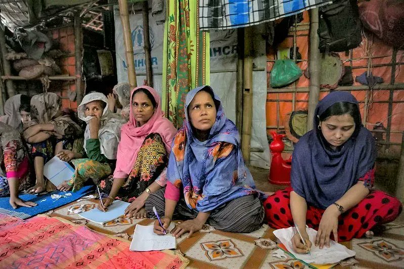 UNUIAS's tweet photo. How can we ensure learning continuity for #ClimateDisplaced persons?
Join our event at #APREMC2022
📅 5 June | 🇹🇭 Bangkok & 💻 Online |
🔗 https://t.co/R67lK3gRAQ
@UNESCO #SDG4 #ClimateChange #Displaced
📷 UN Women Asia and the Pacific https://t.co/fV1Fezo5v2