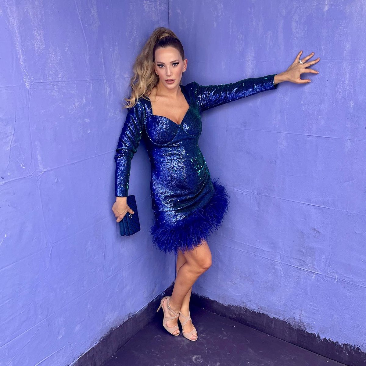 lulopilato's tweet image. Gracias @billboard por hacer esta noche tan especial !! 🤰❤️.
.
Thank you @billboard for hosting such a fun event!! 🤰❤️ @MiccoliSamuele @MichaelBuble