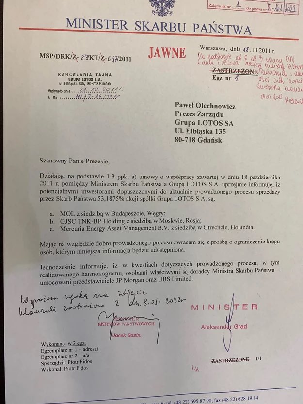 Panie <a href="/donaldtusk/">Donald Tusk</a>, czyli za Pana rządów chcieliście sprzedać nie część stacji, ale pakiet kontrolny całego Lotosu z rafinerią MOLowi, rosyjskiej firmie przejętej za chwilę przez Rosneft, lub dwóm muzykom łączonym z Kremlem? I wy krytykujecie warunki połączenia Orlenu z Lotosem?!