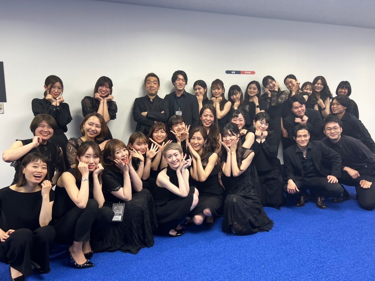 Jun1998Lily's tweet photo. 乃木坂46さん「10th YEAR BIRTHDAY LIVE」@日産スタジアム
2日間、乃木坂シンフォニーオーケストラとして参加させていただきました

メンバーの皆様の後ろ姿は美しく格好良かった。本当に素敵な時間でした。
10周年おめでとうございます㊗️
#乃木坂46
#乃木坂10thバスラ
#乃木坂4610thYEARBIRTHDAYLIVE https://t.co/FSGBbGN7KQ