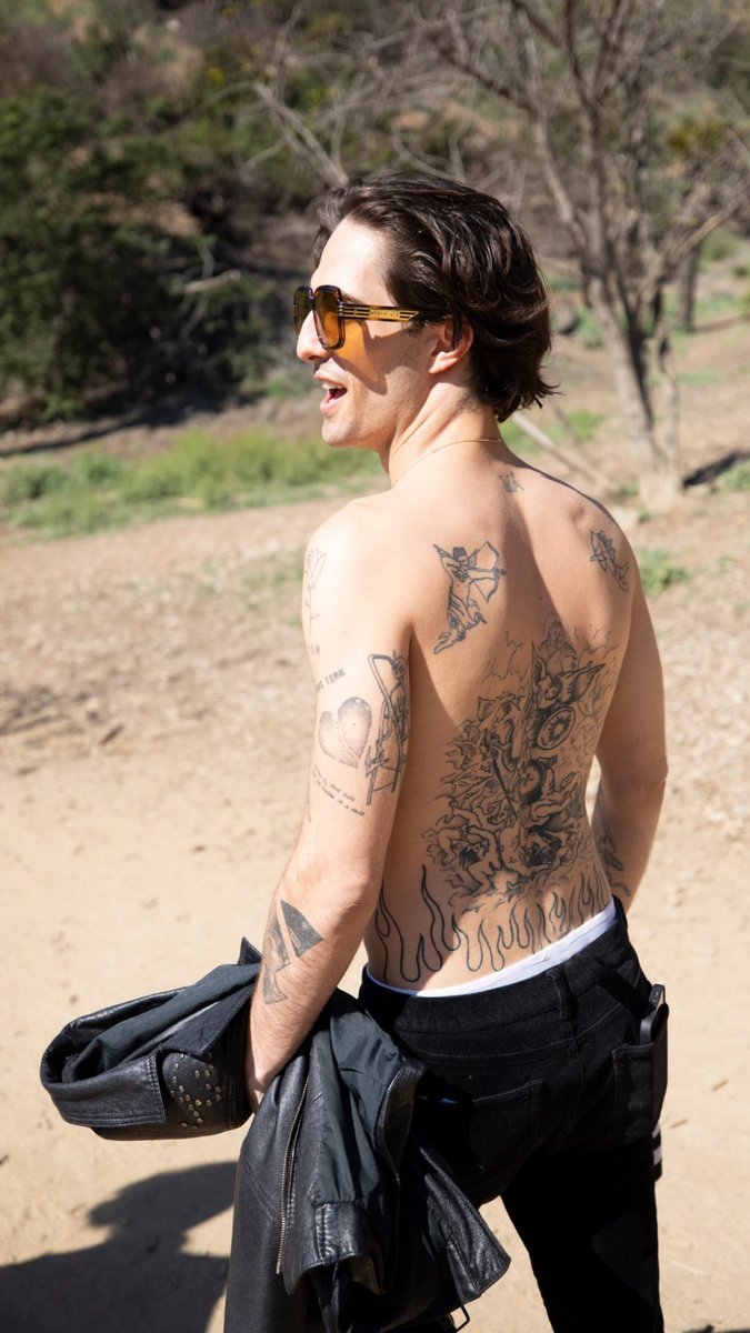 maneskinedits's tweet image. my favorite pictures of a work of art: