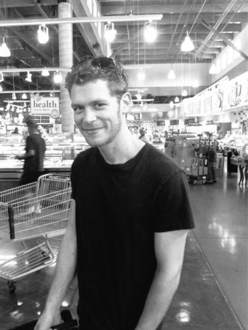 Happy Birthday Joseph Morgan!!   