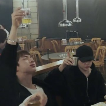 mhereonlyforbts's tweet photo. BRINGING BACK WHEN BTS WERE DRINKING DURING BURN THE STAGE AND THE DIFFERENCE BETWEEN YOONJIN AND NAMSEOK STILL SENDS... WHICH ONE ARE YOU? https://t.co/g6BixmkS28