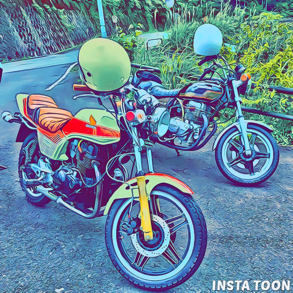 SUPERHawkIII88's tweet photo. この写真のアプリいい! #旧車バイク #旧車 #バイク #絶版車 #極上車 #ホーク #ホークII #ホークIII #SUPERHawkIII #HawkII #HawkIII #ヨンフォア #HONDA #バブ https://t.co/TTtxlOB4z0
