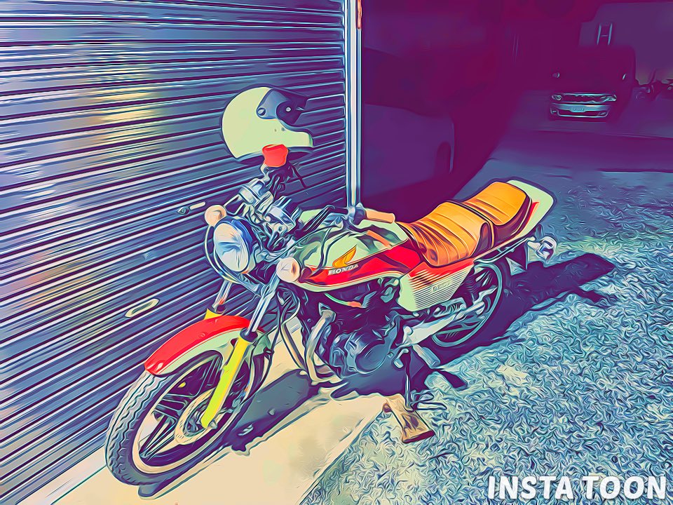 SUPERHawkIII88's tweet photo. この写真のアプリいい! #旧車バイク #旧車 #バイク #絶版車 #極上車 #ホーク #ホークII #ホークIII #SUPERHawkIII #HawkII #HawkIII #ヨンフォア #HONDA #バブ https://t.co/TTtxlOB4z0
