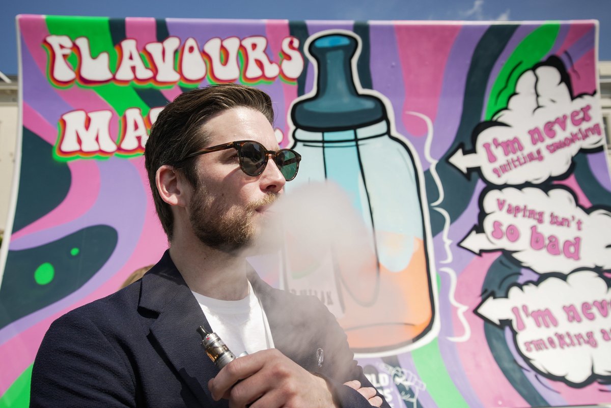 vapers_alliance's tweet photo. When you found a new all-day flavour 💨

#FlavoursMatter

#backvapingbeatsmoking #vapelyfe #vapenation #vapehooligans #vapesociety #vapegram #vape #vapehappy #vapeon #vapepics #vapefamous https://t.co/7NrWnkVcGC