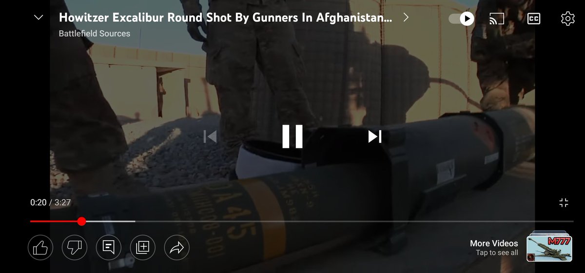 Bazilis's tweet photo. Jenom pro doplnění, v závěru videa je vidět, že nakládají nějaký transport case od/s municí (viz první screenshot), tipoval jsem to na #M982 #Excalibur a po chvíli hledání bych řekl, že je to tak. Pak potěš pánbůh ruSSáky :-) https://t.co/d47aDFoDbo https://t.co/qmFmFEvgqp