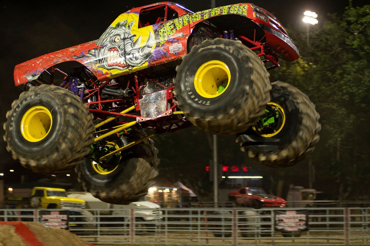visitpahrump's tweet photo. Everyone had a blast at the Monster Truck Insanity Tour last weekend! Enjoy these pics from the event! https://t.co/2LUaALcLVb