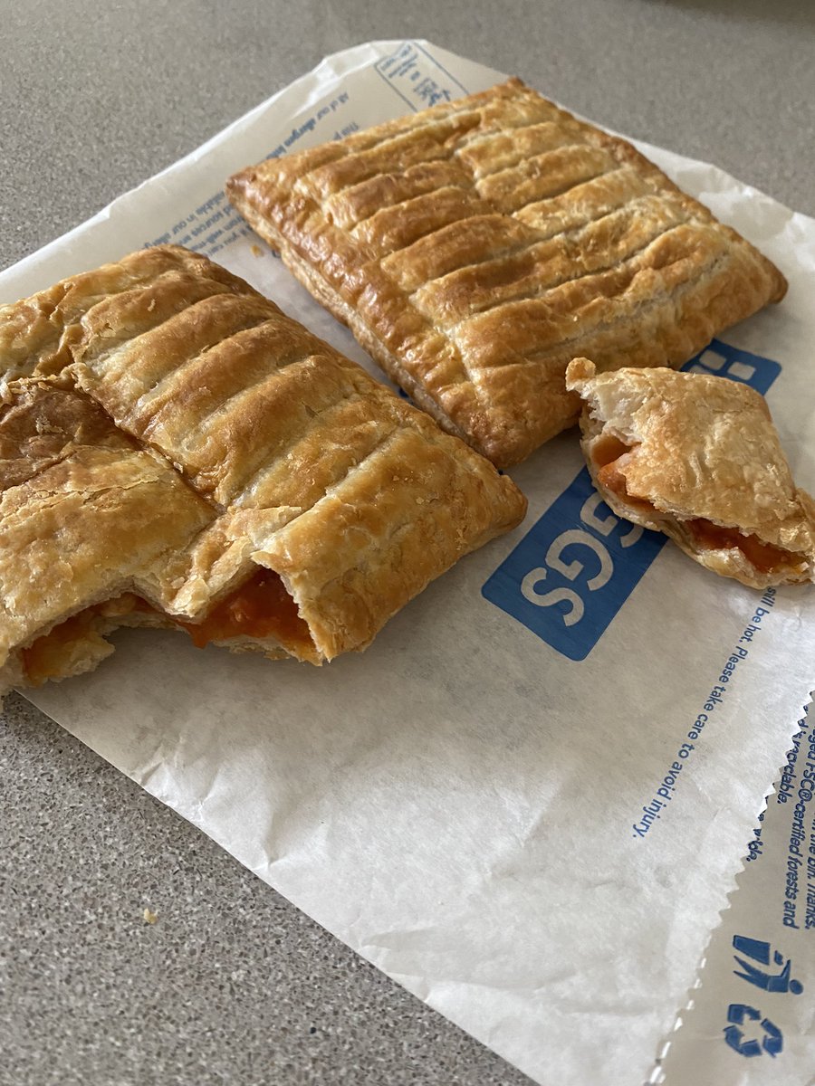 HazeMulan's tweet photo. @GreggsOfficial yesterday while on a trip home we stopped at willoughby hedge services on the A303. where we purchased 2 sausage rolls, cheese and onion slice and 3 steak bakes. On arrival home found we have been given the wrong bakes looks like beans or something inside. https://t.co/9yC4MWJxlk