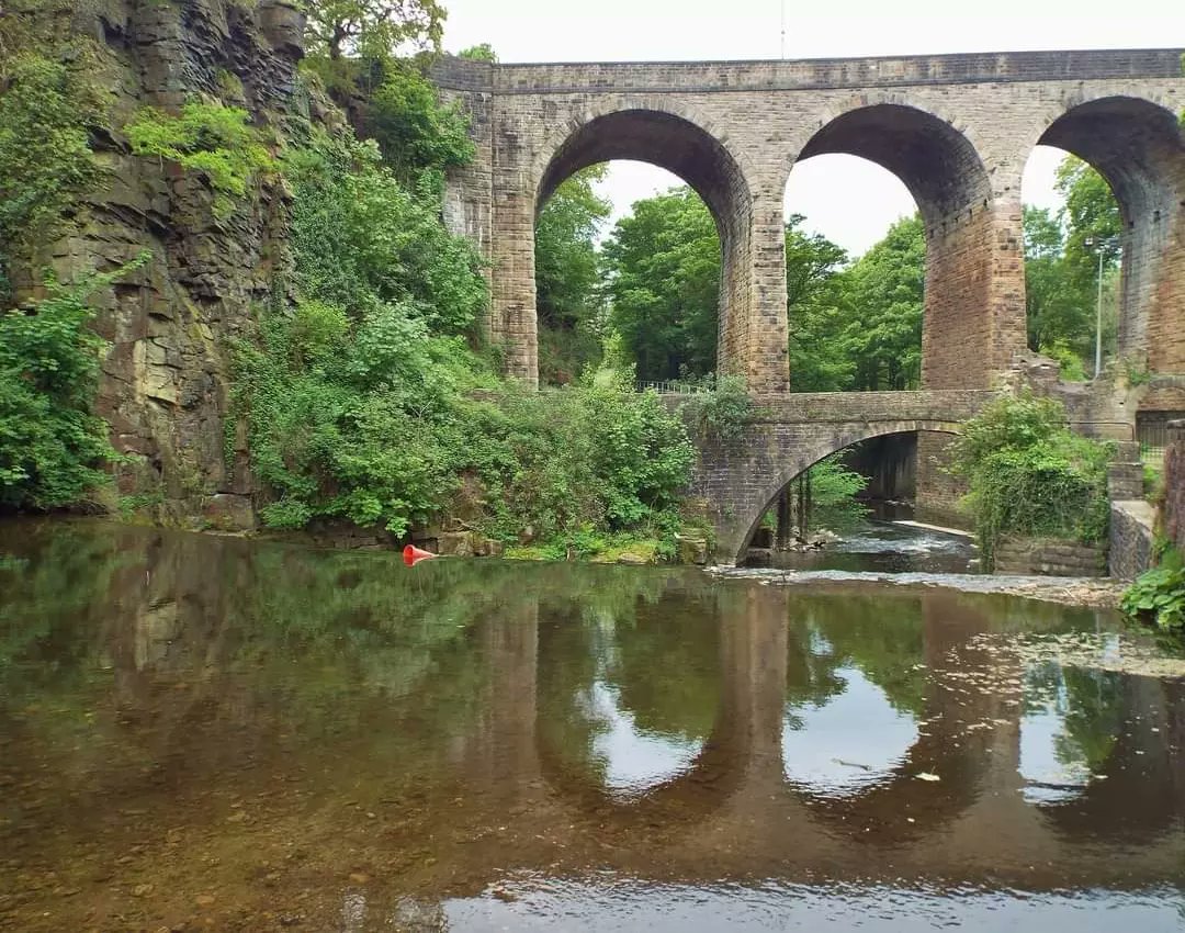 dvk0368's tweet photo. #meanderingmonday mini trip to New Mills yesterday again on the @StagecoachGM 358 to have a look at the Torrs Riverside Park. #torrs #torrsriversidepark #newmils #derbyshire #PeakDistrict #view #rivergoyt #goyt #reflection #scenery #landscape https://t.co/moGvrRepK1