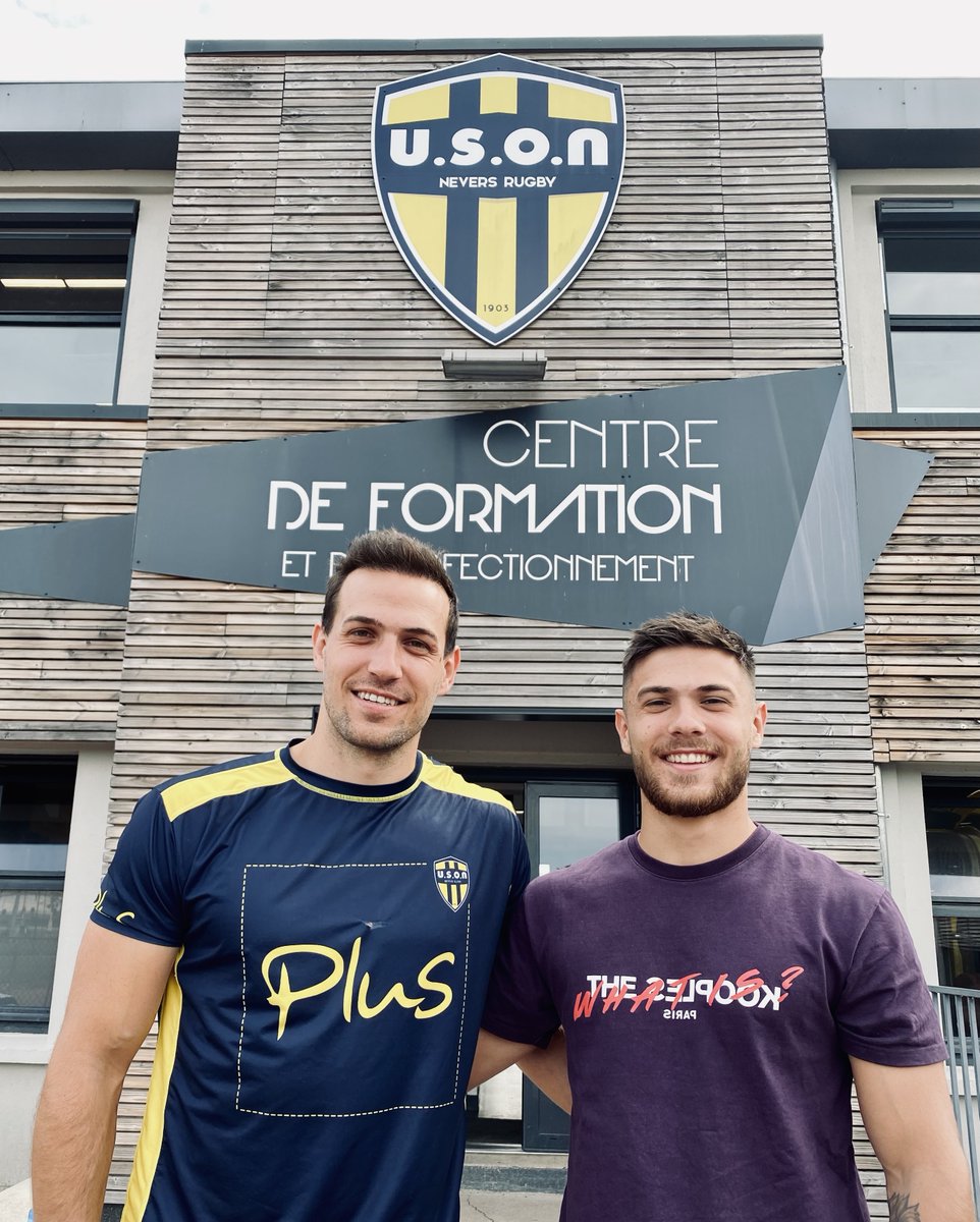 usonneversrugby's tweet photo. 🙋 Dans la famille Jaminet je voudrais le plus jeune.
🤝 Bienvenue à Dylan Jaminet qui rejoindra les Espoirs de l'USON Nevers Rugby dès la saison prochaine !
🔥 Agé de 20 ans, il joue actuellement Arrière parmi les Espoirs de Perpignan. https://t.co/p7UknbAc3O