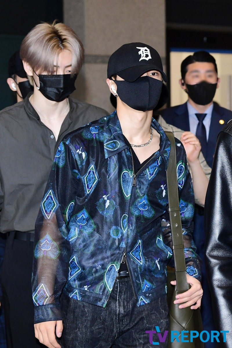 enhypenupdates's tweet photo. [AIRPORT] 220516

#JAY arrives at Incheon Airport from Germany | Press Photo (1)

YOU DID GREAT ENHYPEN 
@ENHYPEN_members @ENHYPEN #ENHYPEN #엔하이픈 https://t.co/TwxhbzpRdF