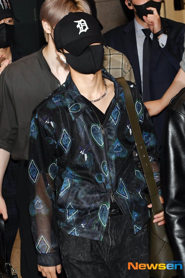 enhypenupdates's tweet photo. [AIRPORT] 220516

#JAY arrives at Incheon Airport from Germany | Press Photo (1)

YOU DID GREAT ENHYPEN 
@ENHYPEN_members @ENHYPEN #ENHYPEN #엔하이픈 https://t.co/TwxhbzpRdF