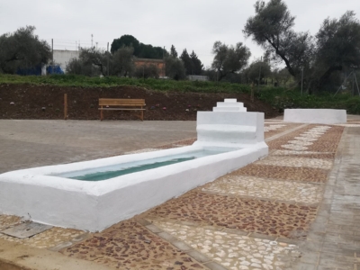 AdraoGDR's tweet photo. La pluralidad de las ayudas #Leader, ha permitido que la iniciativa para la rehabilitación del abrevadero de #CabezasRubias, haya recibido una ayuda de 43.773,11 € que ha contribuido a la difícil tarea de poner todavía más bonito este rincón #andevaleño 😍
#unacomarcaparalavida https://t.co/QQZwAztkCj