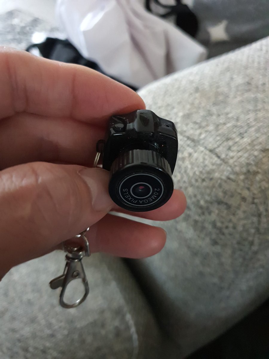 My_3y3's tweet photo. My smallest camera, what about you?
share me your smallest camera 😄
#smallcamera #photographylovers
#nftphotographer https://t.co/pMFb5Ik708