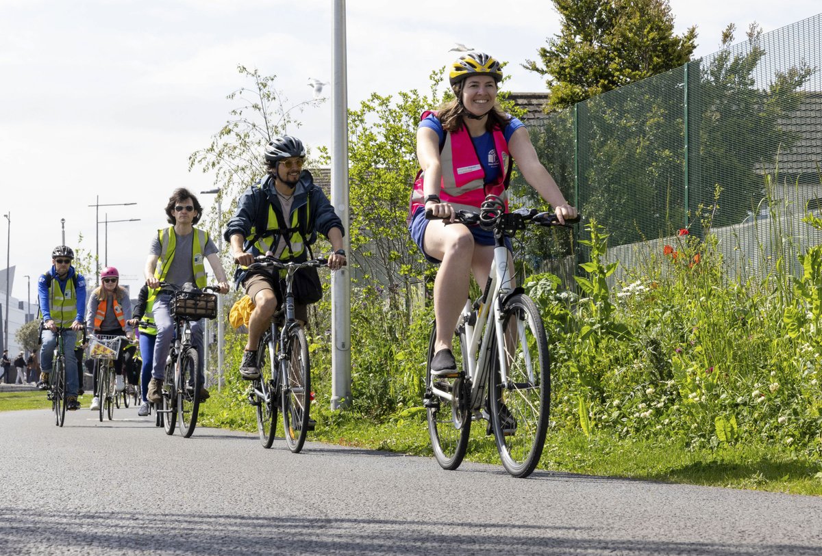 climate_ambass's tweet photo. What a deadly day we got for our #BikeWeek #Cycle4Climate yesterday! Check out some of these photos by Conor Healy @GreenSchoolsIre @DubCityCouncil @TFISmartTravel @Dept_Transport https://t.co/AXorK6KEVv