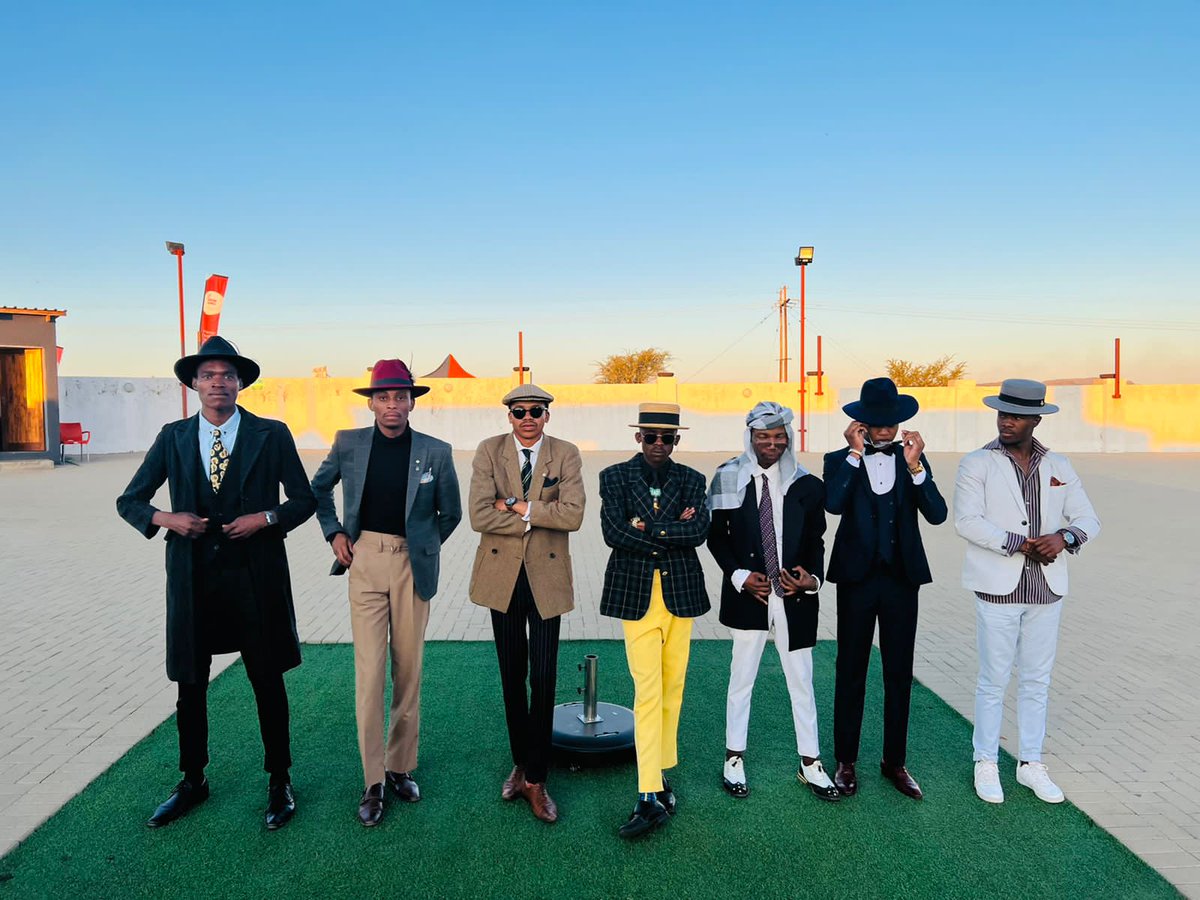 TheBigDandy1's tweet photo. Respect the kings ๐๐ฅ๐ฅ๐ฟ๐ฆ
#menswear #dandy #weareDandy #uMjoloWithAzola #TheMaskedSinger #truworths #Makham https://t.co/pGVUB5ArMA