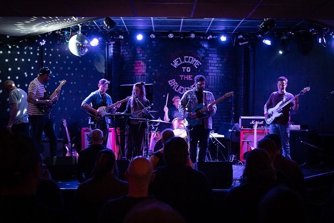 BadOwlPresents's tweet photo. Total vibes from @ourbandlakes at @StrangeForms 2022.
๐ธ - @shaunypugh
#StrangeForms #SF22 https://t.co/9BitIxUben