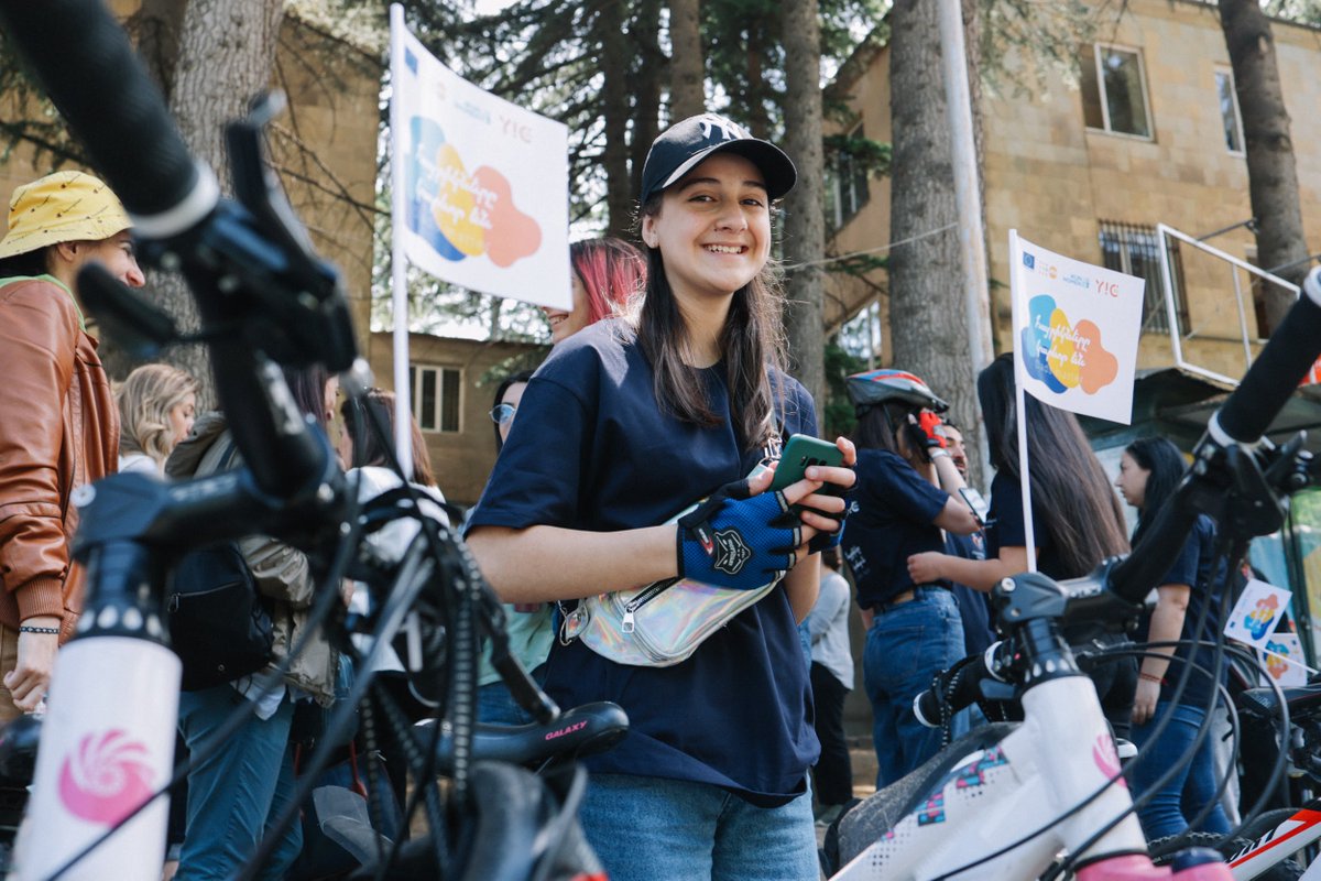 UNFPAArmenia's tweet photo. Jointly marked #InternationalDayofFamilies in Tavush region w/ a bicycle race from the Ijevan #FamilyCorner, fun outdoor #family competition in #Achajur, and a concluding concert by AdanaProject.
@EU_Armenia @unwomeneca @OmbudsArmenia @unfpaeecaro @YIC_Gyumri #WinnetArmenia https://t.co/pTaDTWp0E1