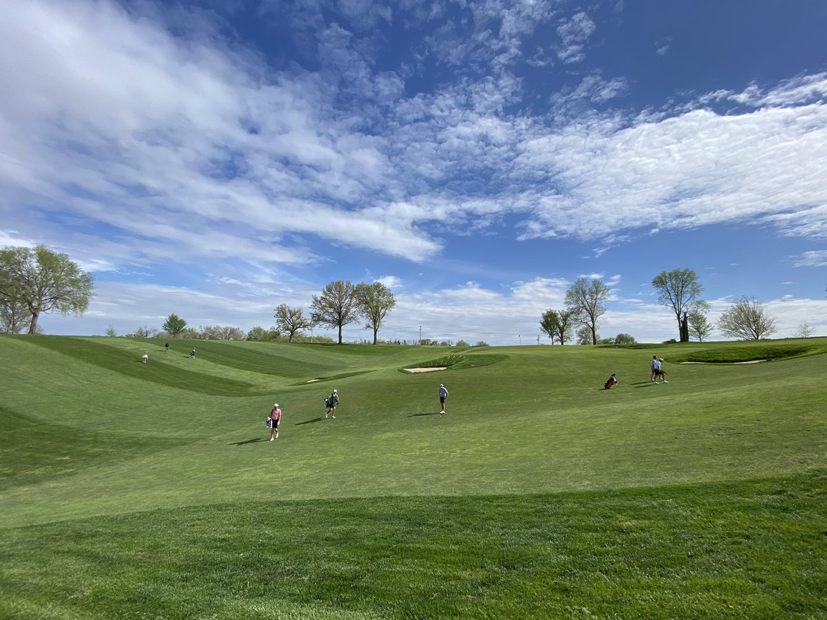 BendelowGreens's tweet photo. @iTweetTurf @Flatbillsupt #Mysuperintendent 🥳 https://t.co/1kKqbbDd5U