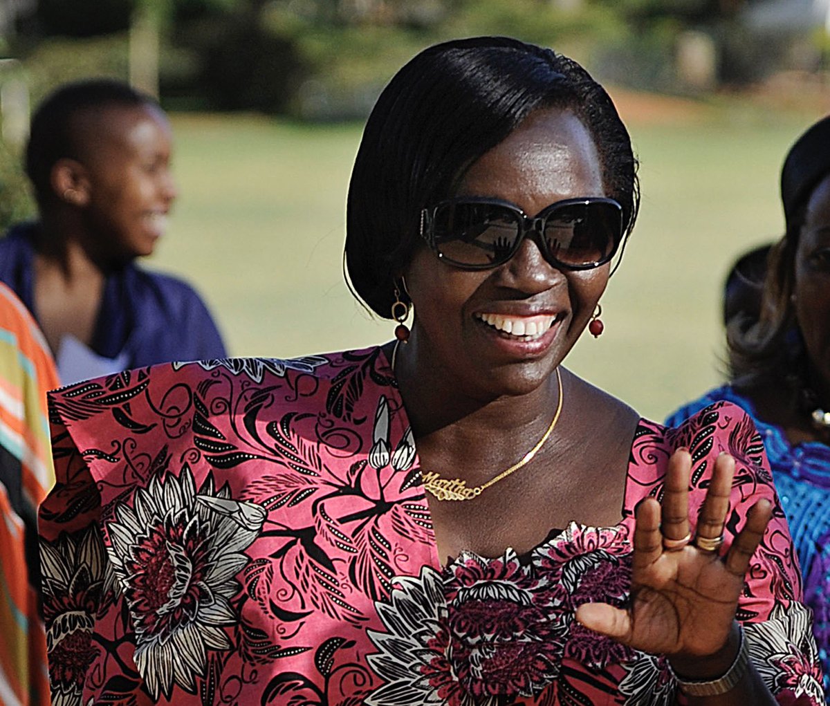 Kenya's Raila Odinga, one of the frontrunners in this year's presidential election, has picked Martha Karua as his running mate. If elected in August the veteran politician will be Kenya’s first female deputy president. #KenyaElections2022 

More here: bbc.in/3lbwJ5t