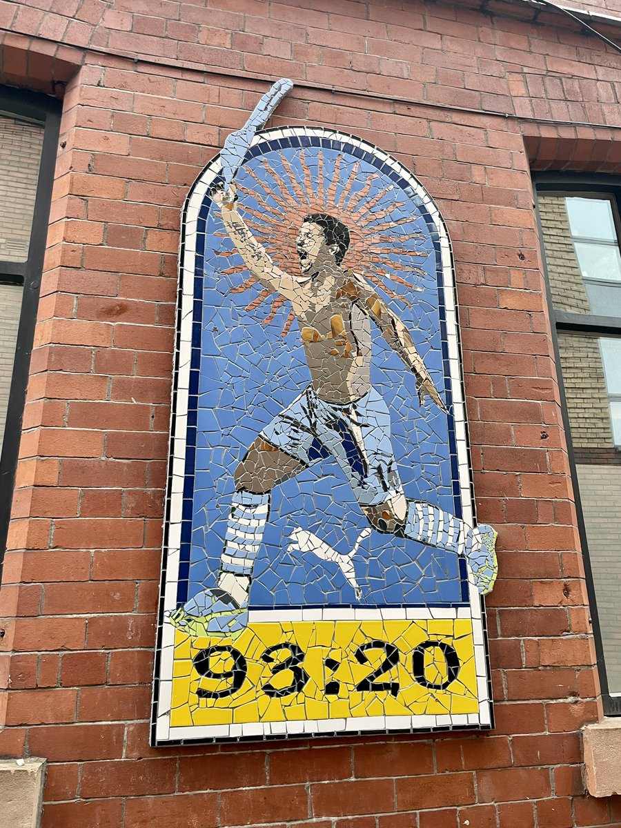 ancoats_mcr's tweet photo. A new mosaic of @aguerosergiokun has just popped up in Ancoats 🙌 ⚽️ #mcfc https://t.co/3CAFIHvjts