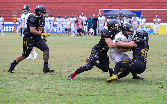Em duelo de invictos, <a href="/Weilers_RP/">Rio Preto Weilers Futebol Americano</a> leva a melhor e vence <a href="/sceltaguardians/">Scelta Guardians Football</a>, pela Série Diamante da <a href="/spflbr/">São Paulo Football League</a>. 🏈🇧🇷 futebolamericanobrasil.com/em-duelo-de-in…
