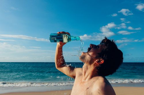 Healthonics's tweet image. Do you feel tired &amp;amp; low on energy at the end of the day? Or have frequent episodes of #constipation? If yes, then it must be due to chronic #dehydration! Its summertime &amp;amp; mercury is soaring high, so do not forget to drink a sufficient amount ( Min. 2.5 L) of #water every day.