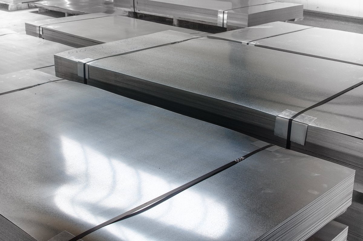WBMSUK's tweet photo. Global #tin demand during Jan-Feb was 55.7 kt which was 7% lower than Jan-Feb 2021. Japanese apparent demand was 4.2 kt which was 10% below Jan-Feb 2021, whilst Chinese apparent demand was 20% lower than Jan-Feb 2021. https://t.co/DcdF9LckwI #lme #metal #mining #nonferrous https://t.co/nlS6Y2qQur