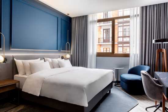 portalhoreca's tweet image. Un elegante #hotel #RadissonCollection en la Gran Vía de #Bilbao

ow.ly/wvuQ50J8LIF

@RadissonHotels #hoteles #lujo #gastronomía #experiencias #sostenibilidad #LEED #interiorismo