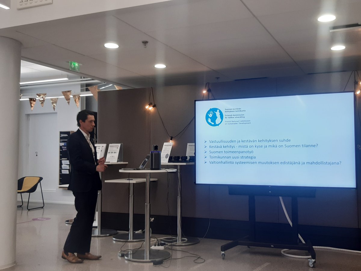 <a href="/samipirkkala/">Sami Pirkkala</a> : #työ2piste0lab on juuri oikea paikka puhua vastuullisuudesta. #vastuullisuusviikko #kestäväkehitys #ilmiöt #ekosysteemit