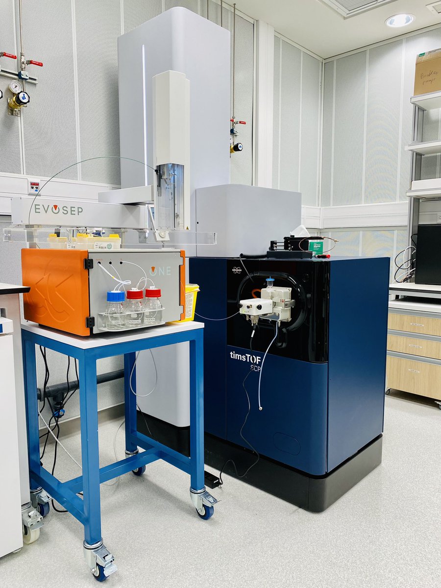 We are excited to start single cell analysis using our brand new <a href="/BrukerMassSpec/">BrukerMassSpec</a> timsTOF SCP and @Evosep. Steep learning curve ahead! #timsTOF #PASEF