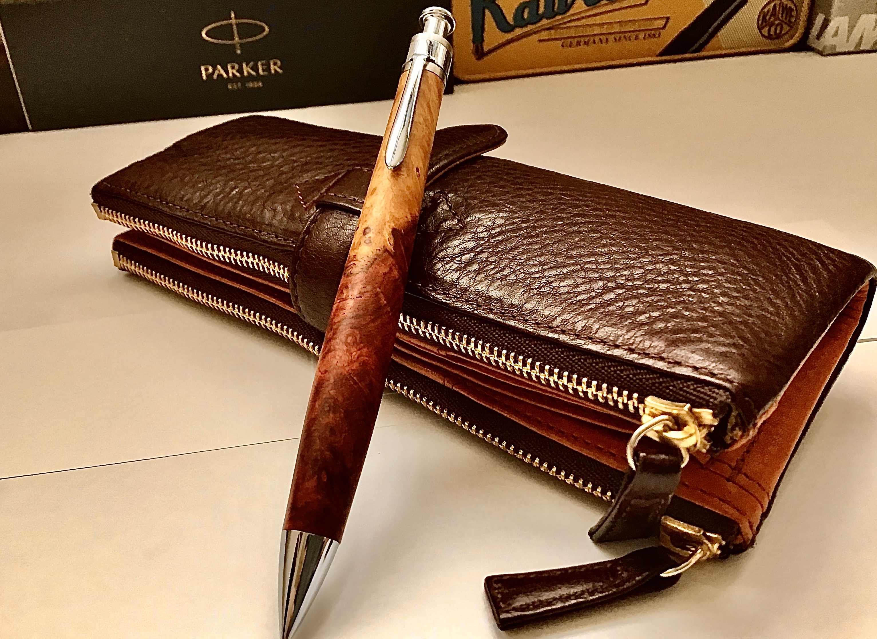 ルポプリモペンケースチョコ ルポプリモペンケース チョコ