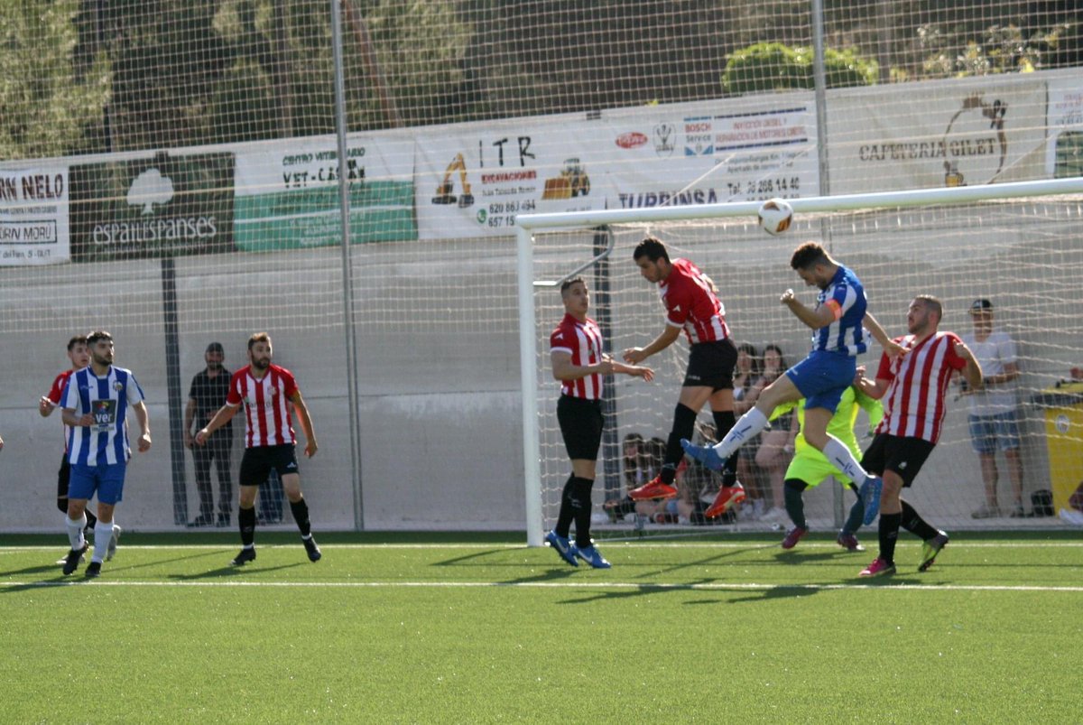 AtleticoGilet's tweet photo. ➕📸 #Amateur 💙🤍#2aRegional https://t.co/wXYhYT4s34