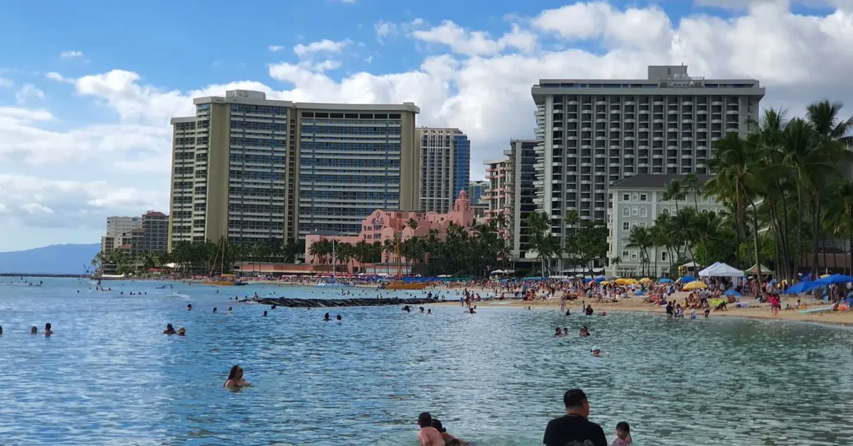 VirtualGlobeT's tweet photo. Walking Waikiki Beach opening back up, Honolulu, Hawaii

코로나후 하와이 와이키키 비치 걷기

https://t.co/oO1iimeg5v

#hawaii,#waikiki,#beach, #diamondhead,#honolulu,#corona,  #covid,#walk,#world,#travel,#tour, #online,#video,#virtual,#하와이, #와이키키,#비치,#코로나,#코비드 https://t.co/oU5W8xLLqY