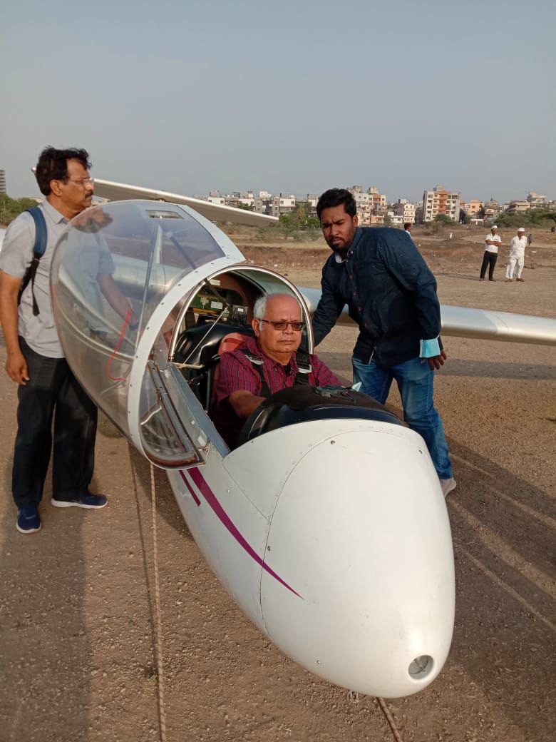 babupeter47's tweet photo. Gliding Centre, Pune is preparing to restart its operation after a long gap. Next step is get pilots safely into the air. More good news in days to come.
@AmberDubey_MoCA @JM_Scindia @shukla_tarun @MoCA_GoI @DGCAIndia https://t.co/YbloCkb6Pk